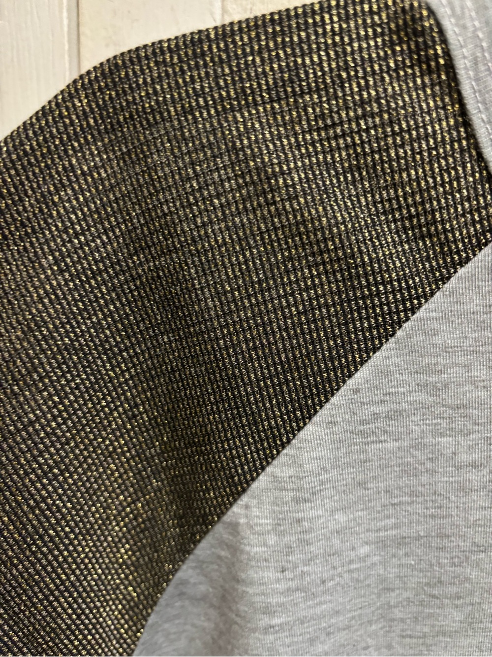 LuLaRoe Gray Tee with Metallic Olive-Gold Sleeves - Picture 6 of 7